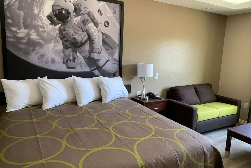 Отель Super 8 By Wyndham Kingwood Houston North Porter Номер фото