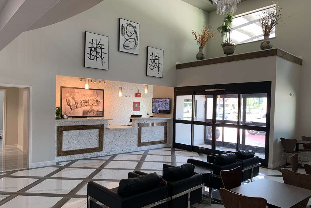 Отель Super 8 By Wyndham Kingwood Houston North Porter Интерьер фото